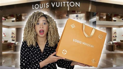 J'ACHÈTE L'ARTICLE LE MOINS CHER CHEZ LOUIS VUITTON